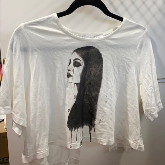 NWT Kylie Jenner Portrait Cropped White T-shirt M - Picture 2 of 4